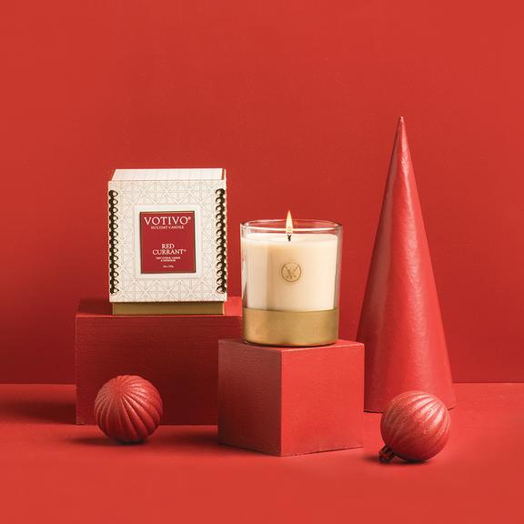 Votivo Holiday Collection 10 oz Candle - Red Currant