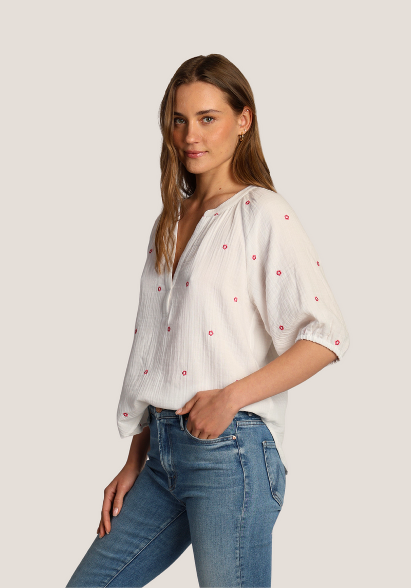 Ellis Jolie Embroidered Top - White