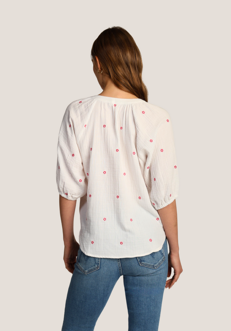 Ellis Jolie Embroidered Top - White