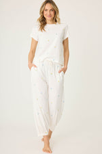 Dainty Daisy Embroidered Tee