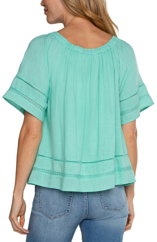 Cropped Bell Sleeve Top With Lace - Mint