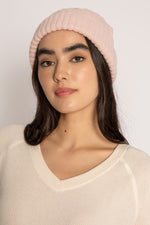 Cable Lounge Beanie - Pink Clay