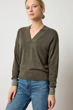 V-Neck Pullover Sweater - Fir
