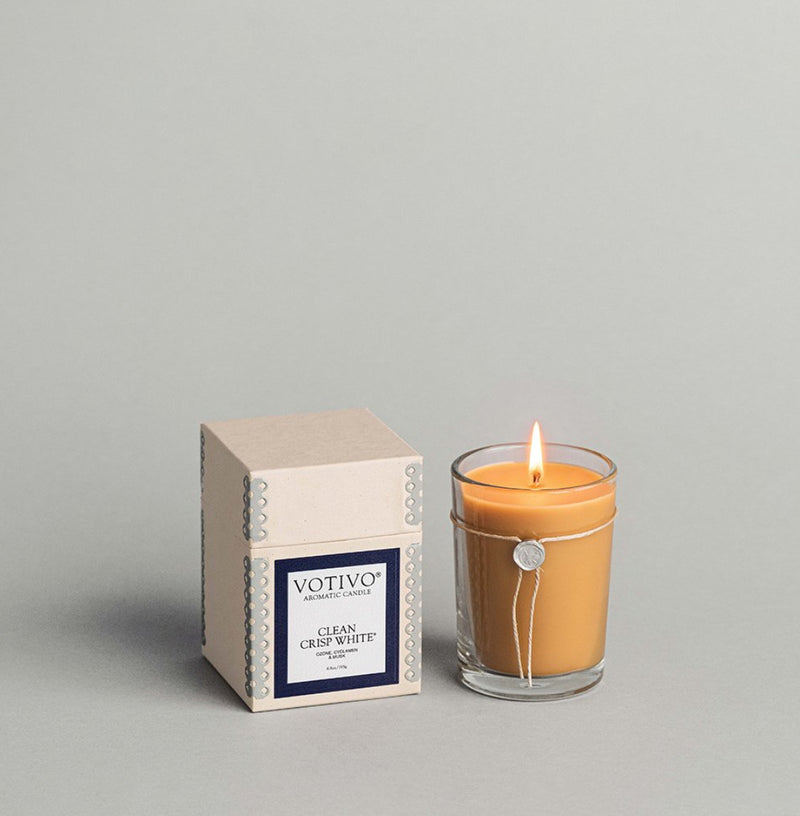 Votivo Aromatic Candle - Clean Crisp White